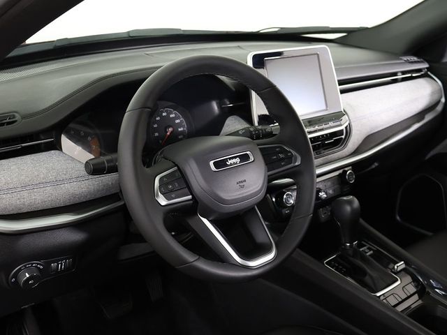 2025 Jeep Compass Latitude 4x4 - 23042637 - 23