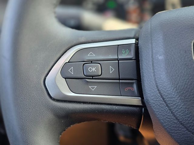 2025 Jeep Compass Latitude 4x4 - 22979327 - 23