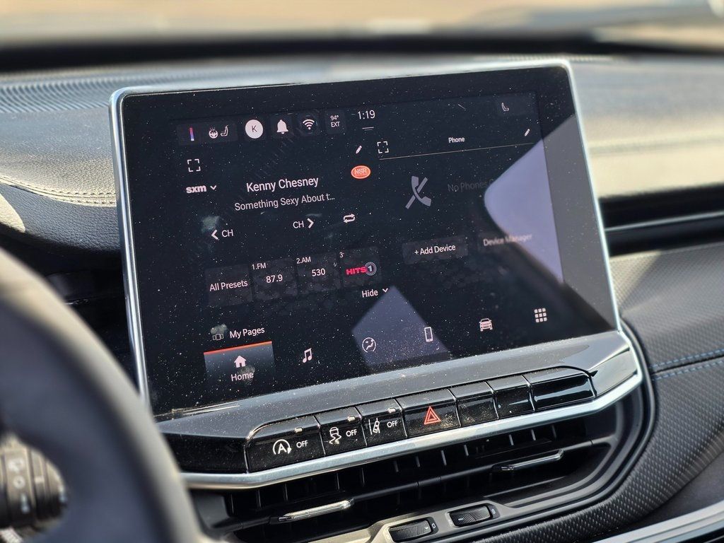 2025 Jeep Compass Latitude 4x4 - 22979327 - 26