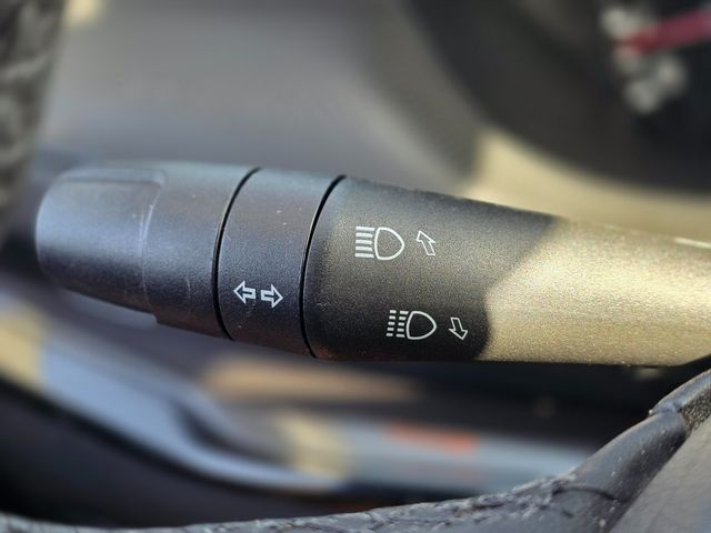 2025 Jeep Compass Latitude 4x4 - 22979327 - 34