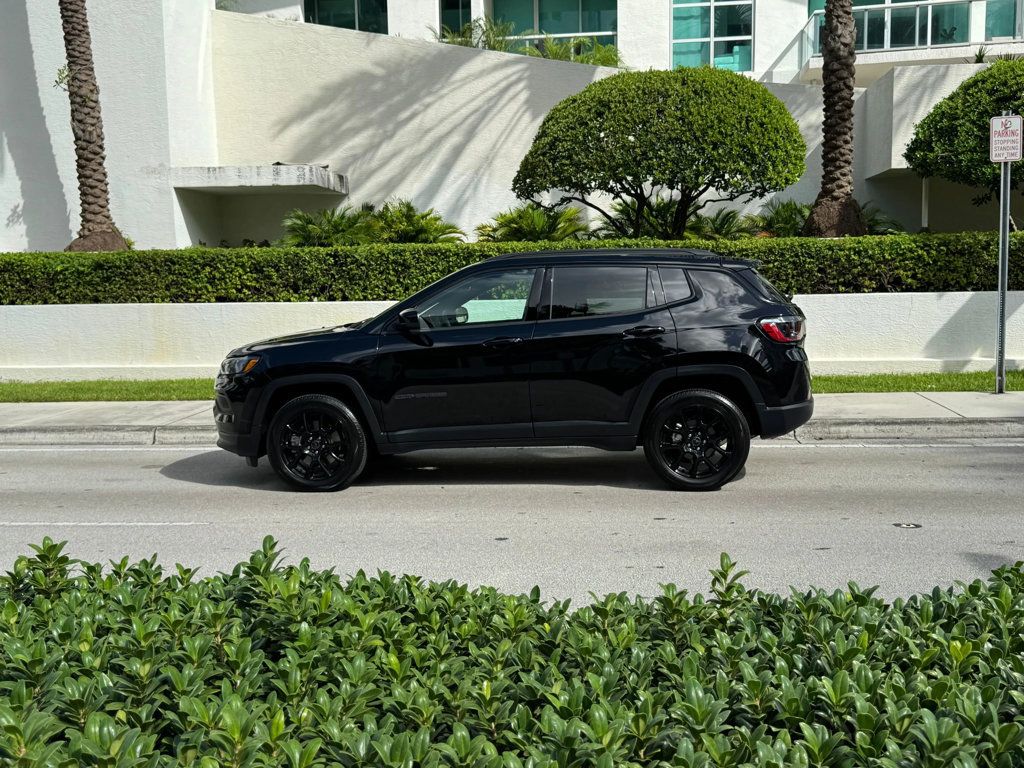 2025 Jeep Compass Latitude 4x4 - 22926884 - 16