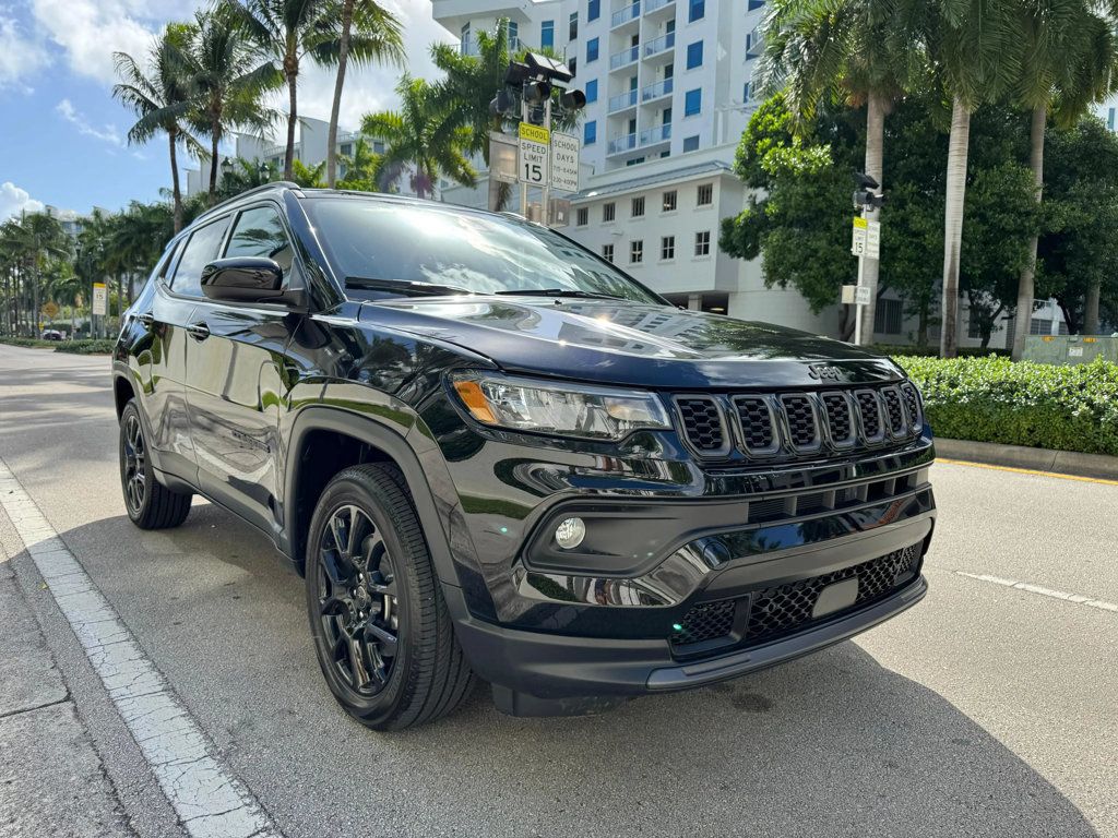 2025 Jeep Compass Latitude 4x4 - 22926884 - 20