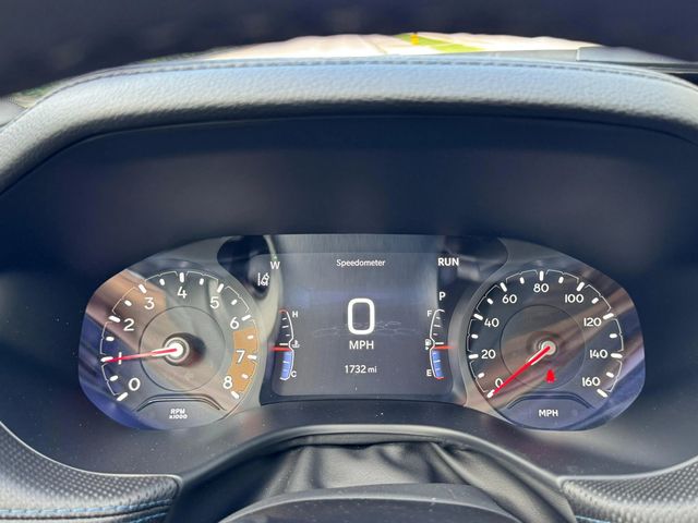 2025 Jeep Compass Latitude 4x4 - 22926884 - 29