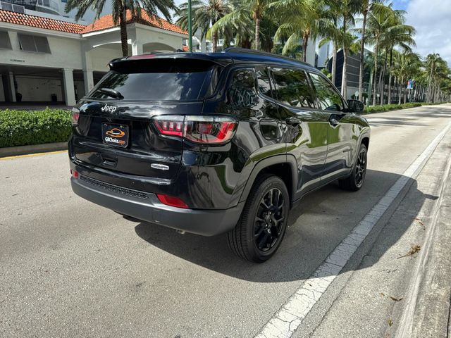 2025 Jeep Compass Latitude 4x4 - 22926884 - 4