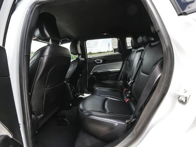 2025 Jeep Compass Limited - 23077329 - 32