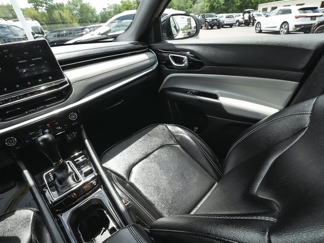 2025 Jeep Compass Limited - 23077329 - 44