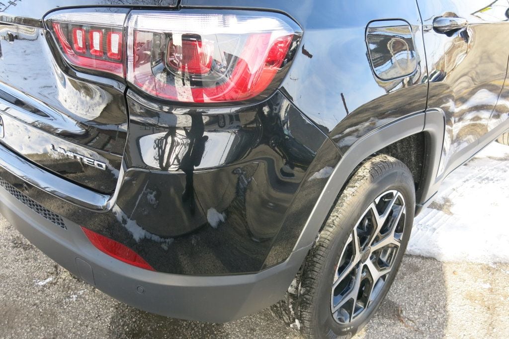 2025 Jeep Compass Limited 4x4 - 22956683 - 38