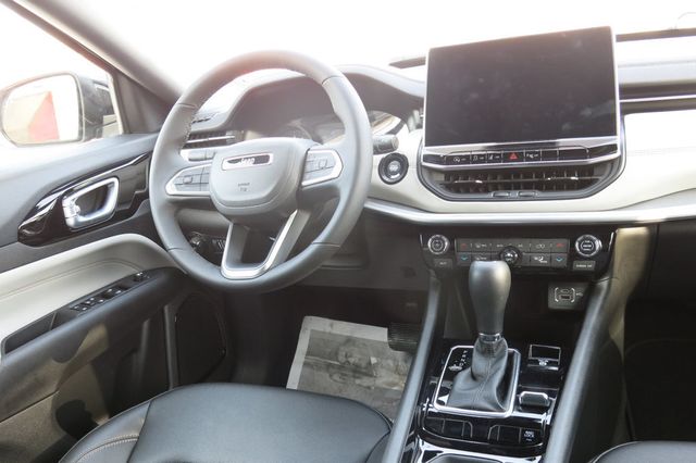 2025 Jeep Compass Limited 4x4 - 22956683 - 46