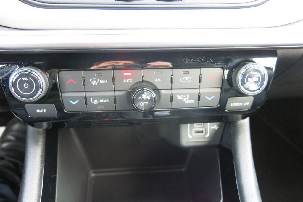 2025 Jeep Compass Limited 4x4 - 22956683 - 51