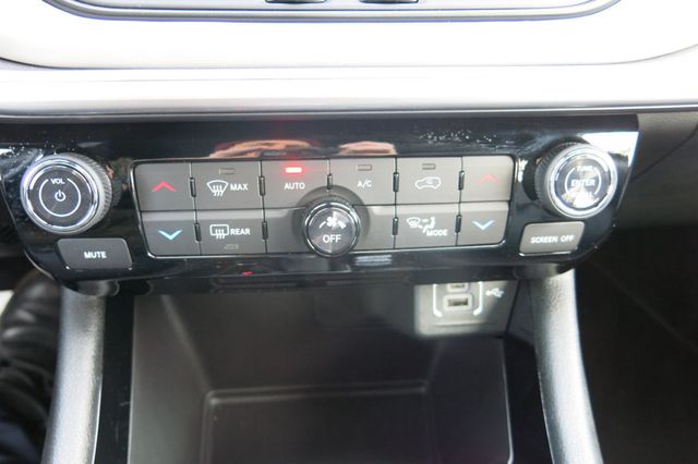 2025 Jeep Compass Limited 4x4 - 22956683 - 51