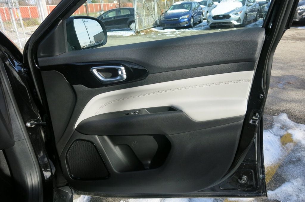 2025 Jeep Compass Limited 4x4 - 22956683 - 55