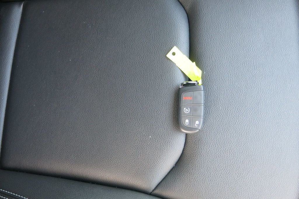 2025 Jeep Compass Limited 4x4 - 22956683 - 77