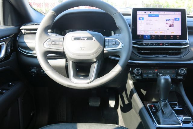 2025 Jeep Compass Limited 4x4 - 23064311 - 19