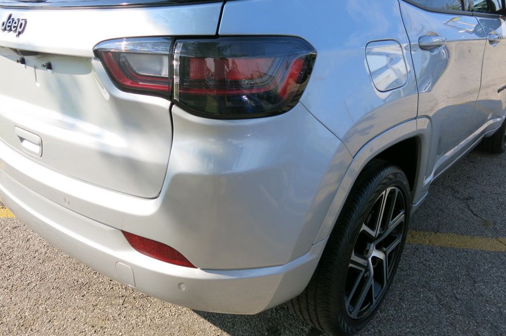 2025 Jeep Compass Limited 4x4 - 23064311 - 38