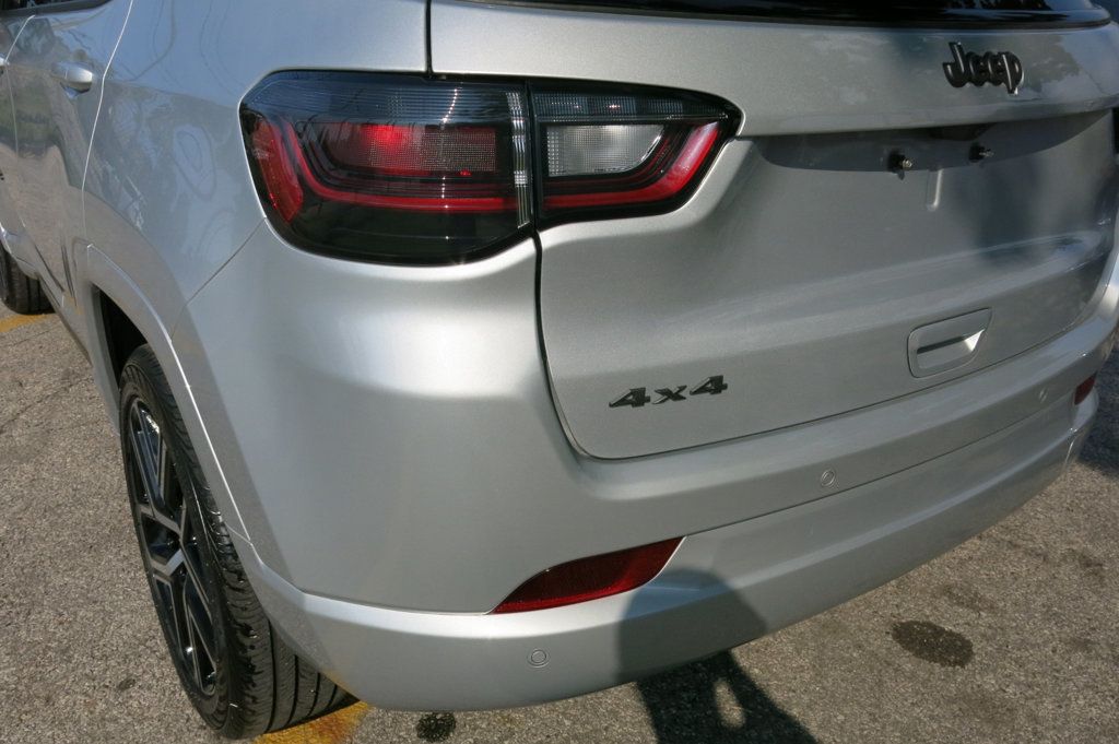 2025 Jeep Compass Limited 4x4 - 23064311 - 39