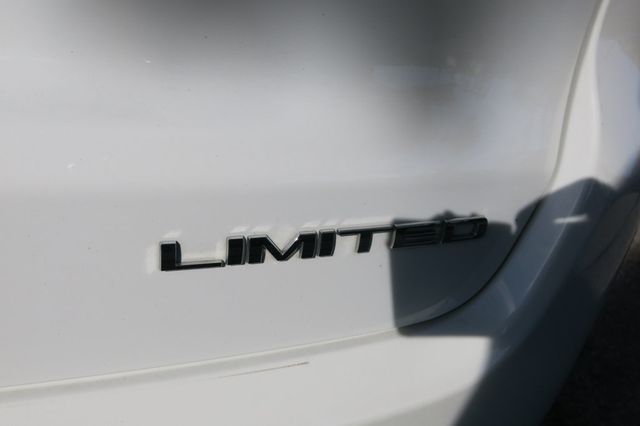 2025 Jeep Compass Limited 4x4 - 23084555 - 9