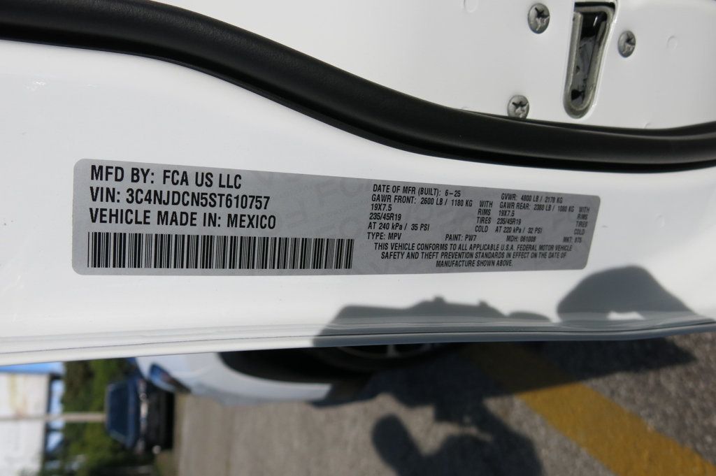 2025 Jeep Compass Limited 4x4 - 23084555 - 35
