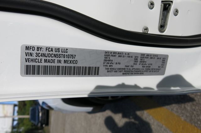2025 Jeep Compass Limited 4x4 - 23084555 - 35