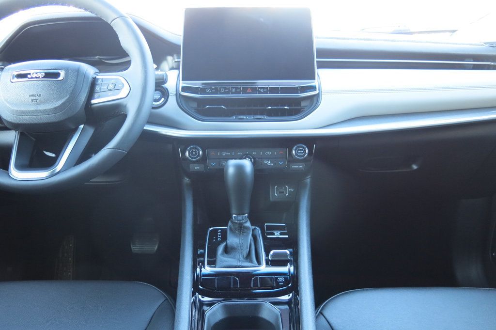 2025 Jeep Compass Limited 4x4 - 23098310 - 55