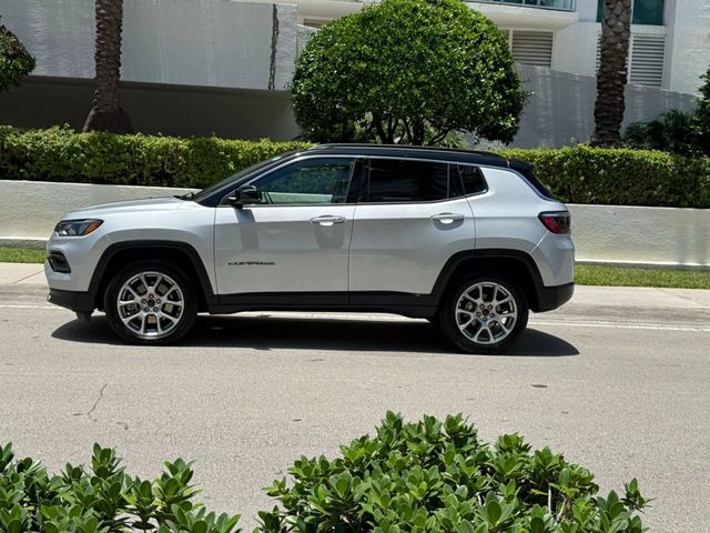 2025 Jeep Compass Limited 4x4 - 22874886 - 28