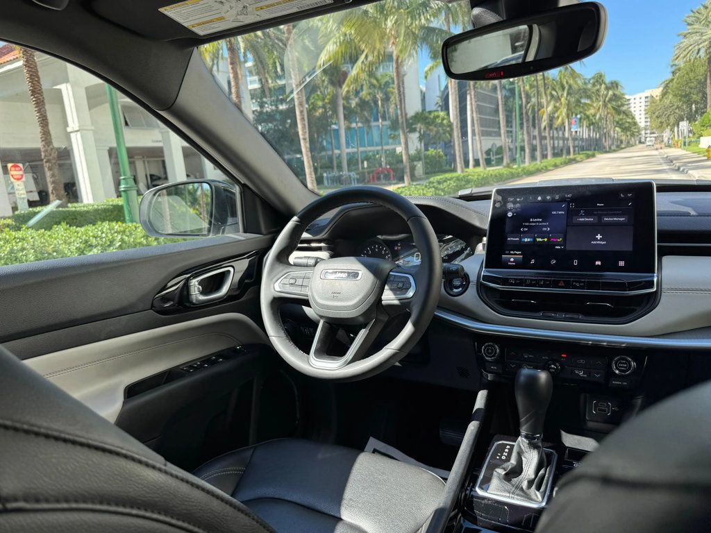 2025 Jeep Compass Limited 4x4 - 22940311 - 30