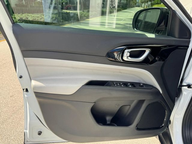 2025 Jeep Compass Limited 4x4 - 22951647 - 19