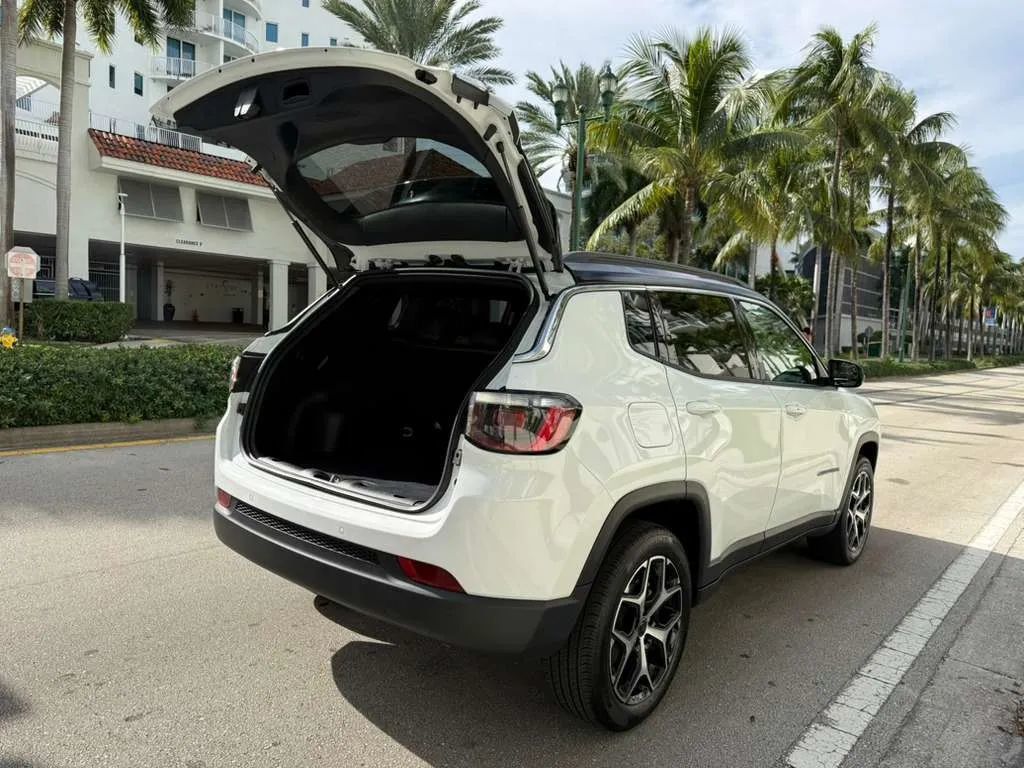 2025 Jeep Compass Limited 4x4 - 22958582 - 10