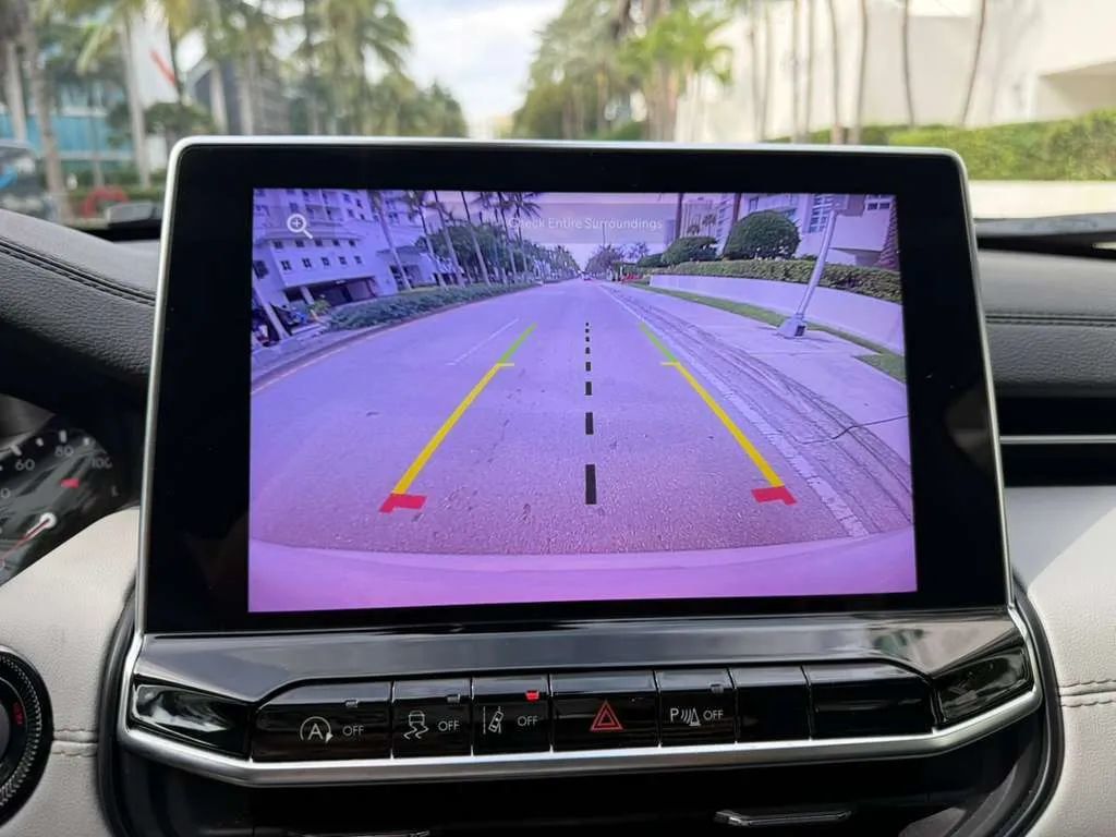 2025 Jeep Compass Limited 4x4 - 22958582 - 31