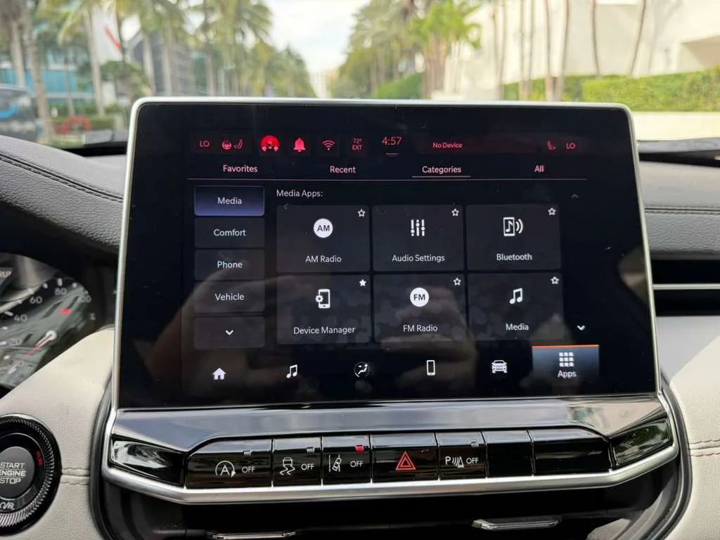 2025 Jeep Compass Limited 4x4 - 22958582 - 34