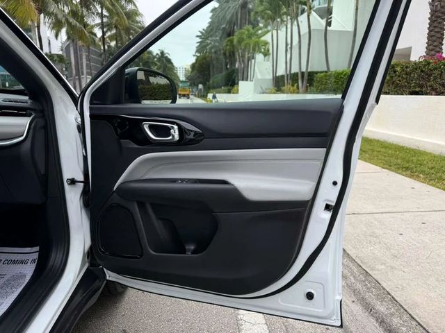 2025 Jeep Compass Limited 4x4 - 22975197 - 11