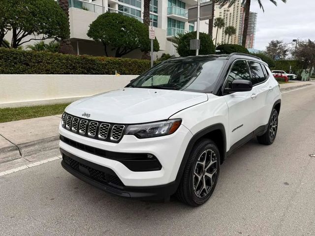 2025 Jeep Compass Limited 4x4 - 22975197 - 2