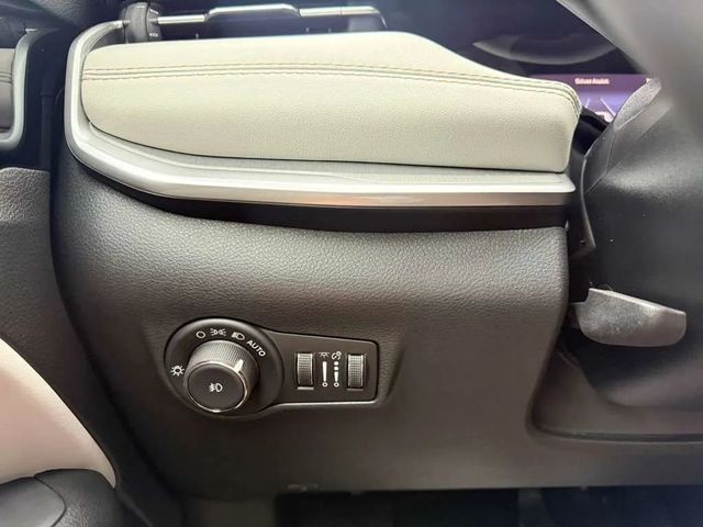 2025 Jeep Compass Limited 4x4 - 22975197 - 39