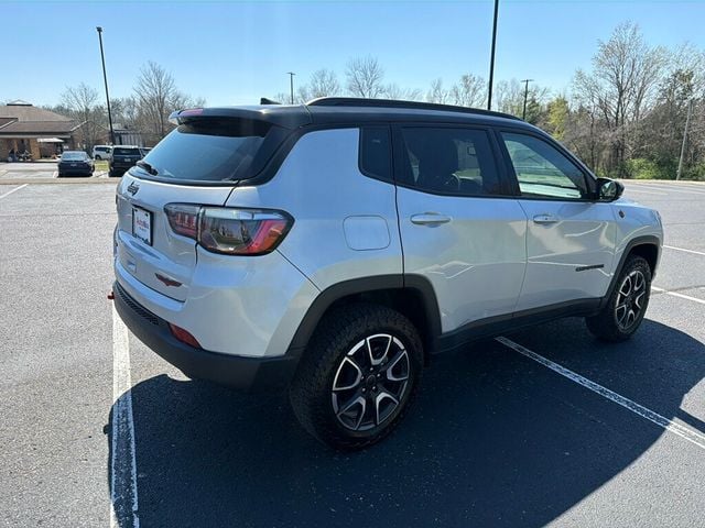 2025 Jeep Compass Trailhawk 4x4 - 22999612 - 3