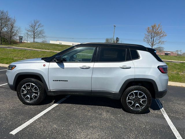 2025 Jeep Compass Trailhawk 4x4 - 22999612 - 6
