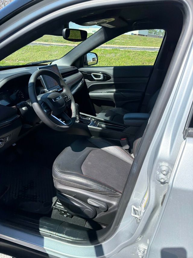 2025 Jeep Compass Trailhawk 4x4 - 22999612 - 8