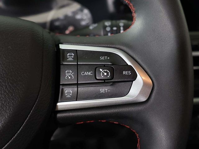 2025 Jeep Compass Trailhawk 4x4 - 23037572 - 38