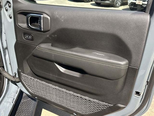 2025 Jeep Gladiator High Tide - 23030606 - 11