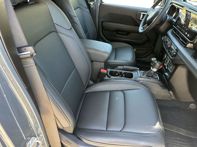 2025 Jeep Gladiator High Tide - 23030606 - 12