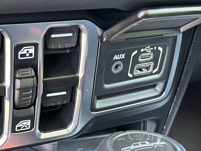 2025 Jeep Gladiator High Tide - 23030606 - 22