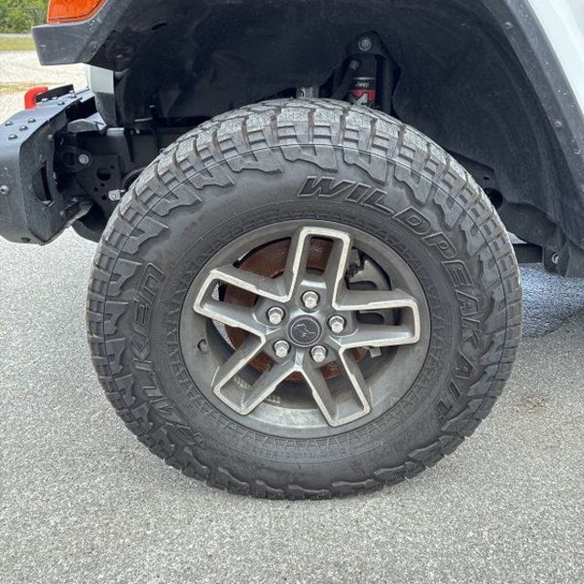 2025 Jeep Gladiator Mojave - 23021912 - 14