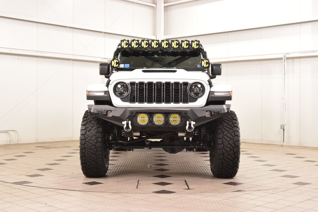 2025 Jeep Gladiator Mojave - 23021912 - 1