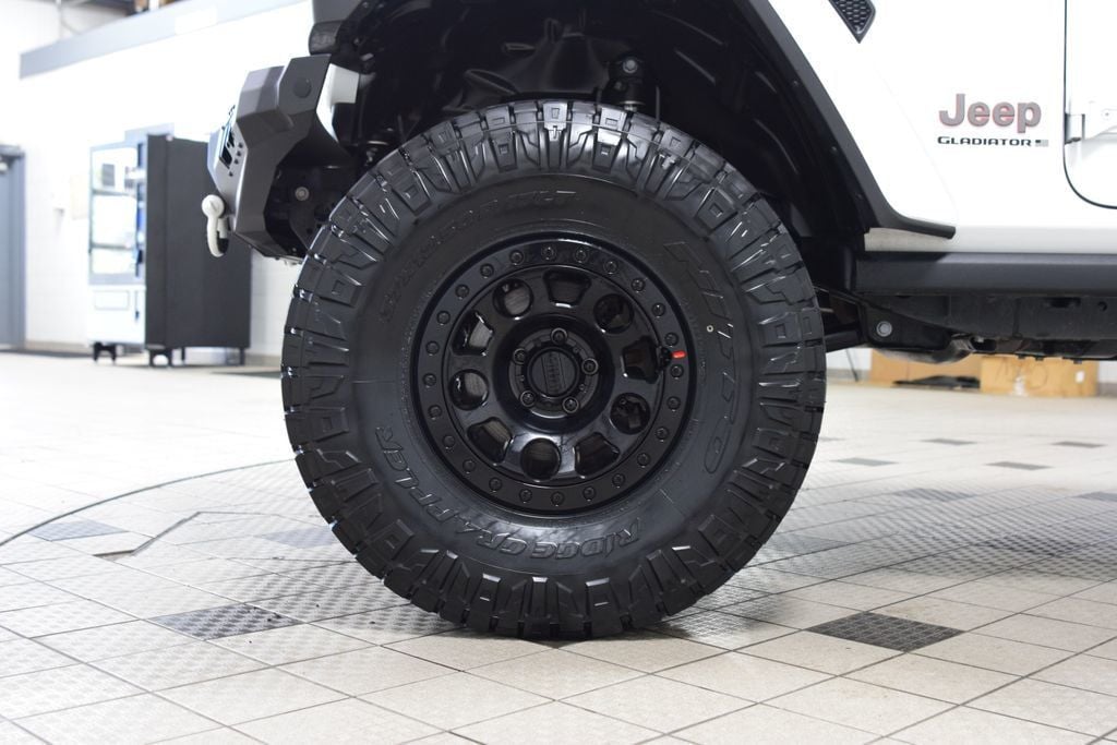 2025 Jeep Gladiator Mojave - 23021912 - 24