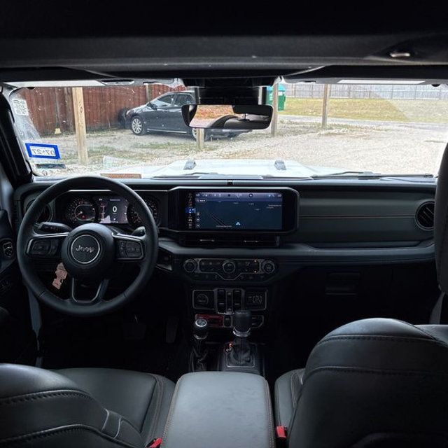 2025 Jeep Gladiator Mojave - 23021912 - 24