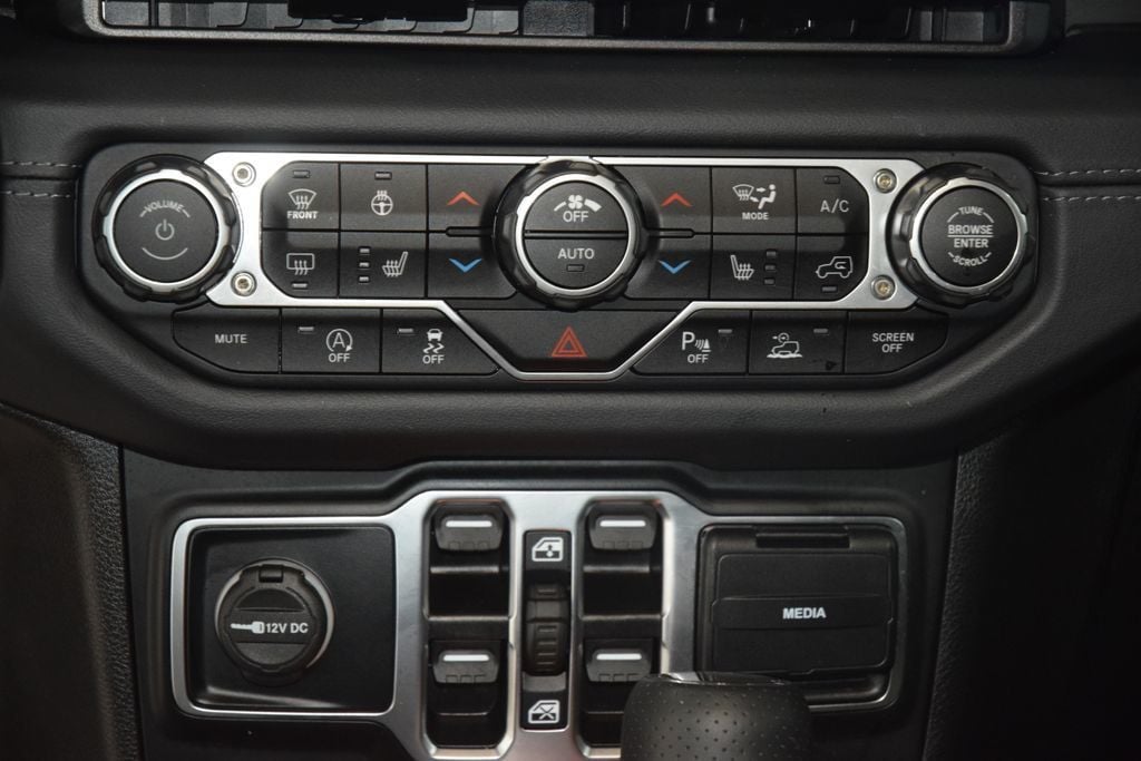 2025 Jeep Gladiator Mojave - 23021912 - 28