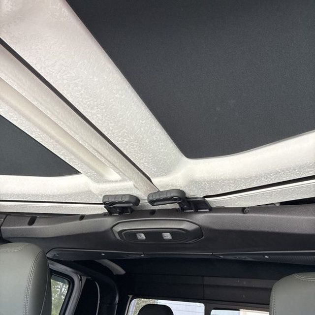 2025 Jeep Gladiator Mojave - 23021912 - 28