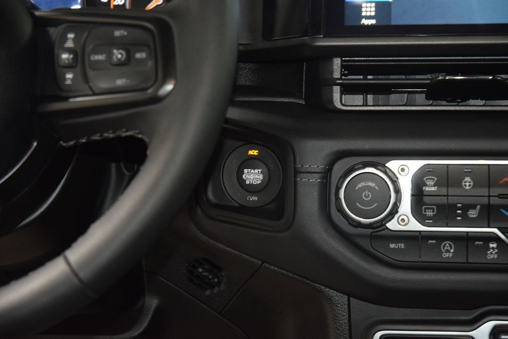 2025 Jeep Gladiator Mojave - 23021912 - 29