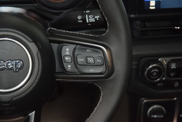 2025 Jeep Gladiator Mojave - 23021912 - 32