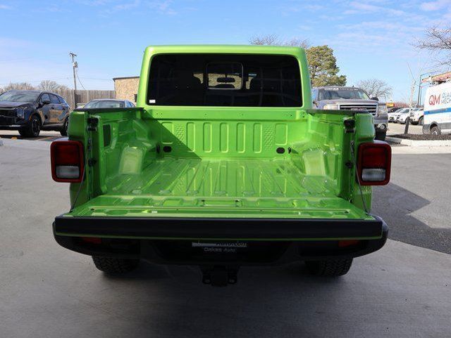 2025 Jeep Gladiator Nighthawk - 23018542 - 13