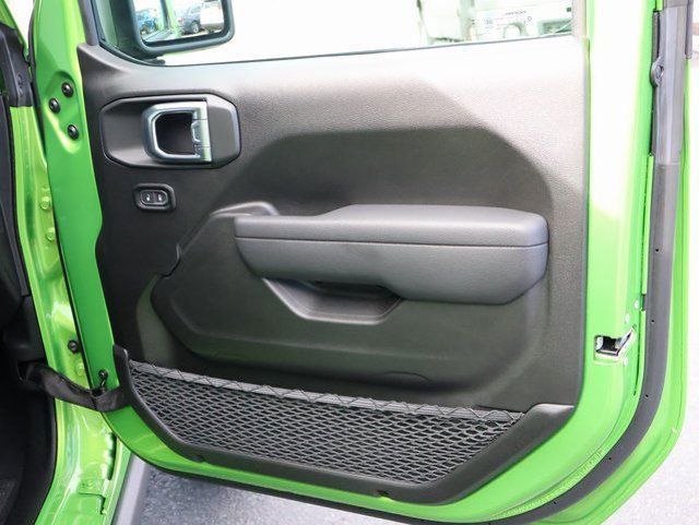 2025 Jeep Gladiator Nighthawk - 23018542 - 15