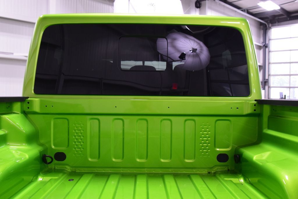 2025 Jeep Gladiator Nighthawk - 23018542 - 19